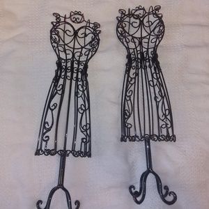 Black Jewelry display